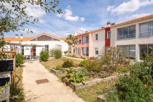 Jardin de l'EHPAD Martial Caillaud à L'Herbergement