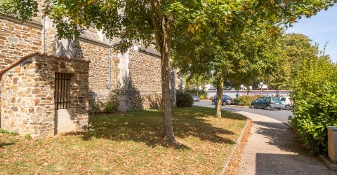 autour de l'église