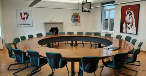 Salle du conseil municipal de l'Herbergement